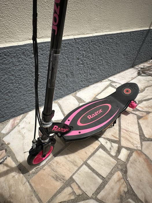 Trotinete eletrica razor como nova