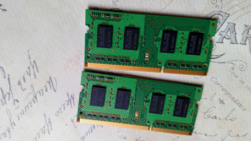 Оперативна пам'ять samsung ddr3 2gb
