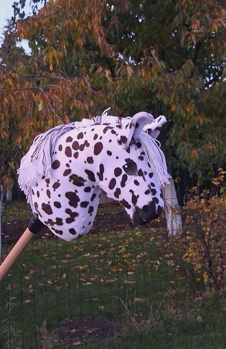 AV Peregrine hobby horse