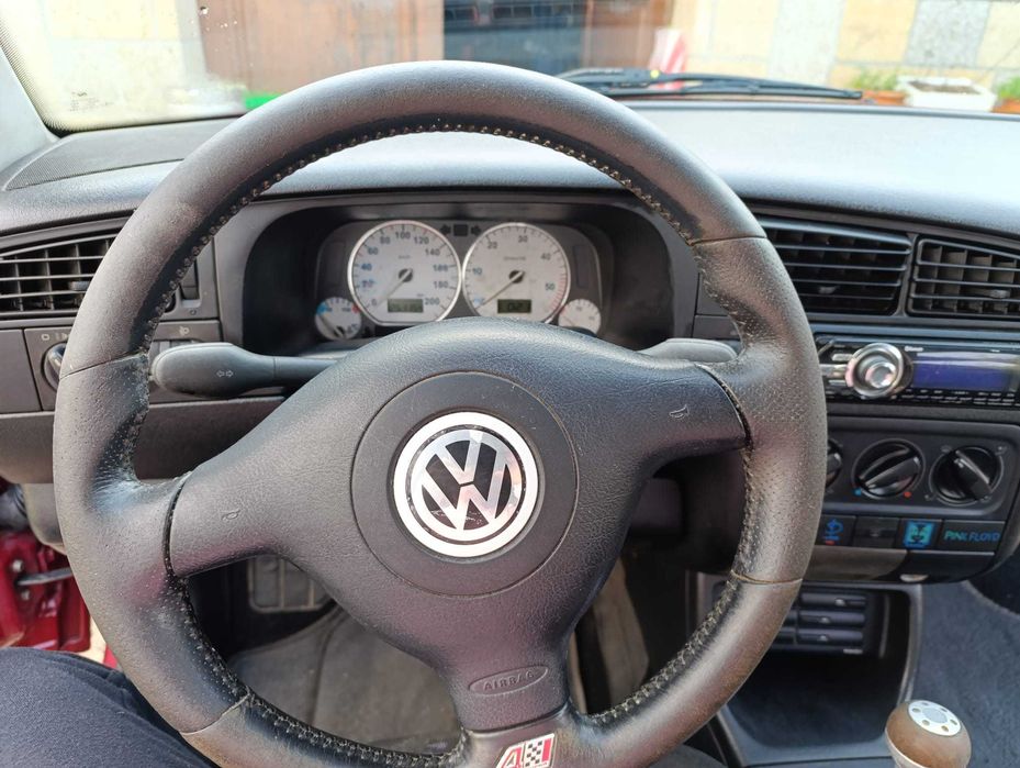 - VW Golf 3 TDI -