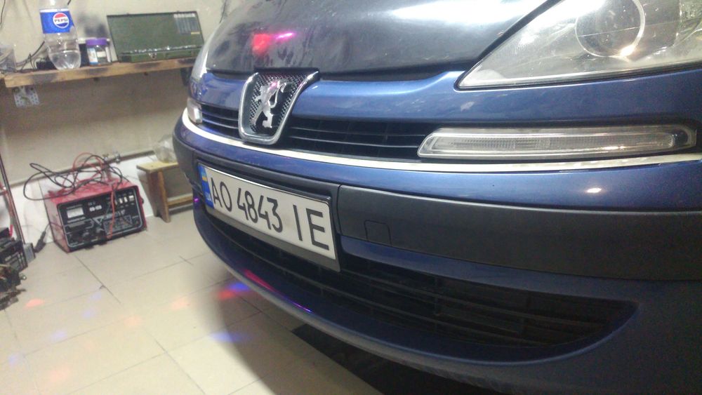 Peugeot 807 2.2hdi 136 л.с. 2004
