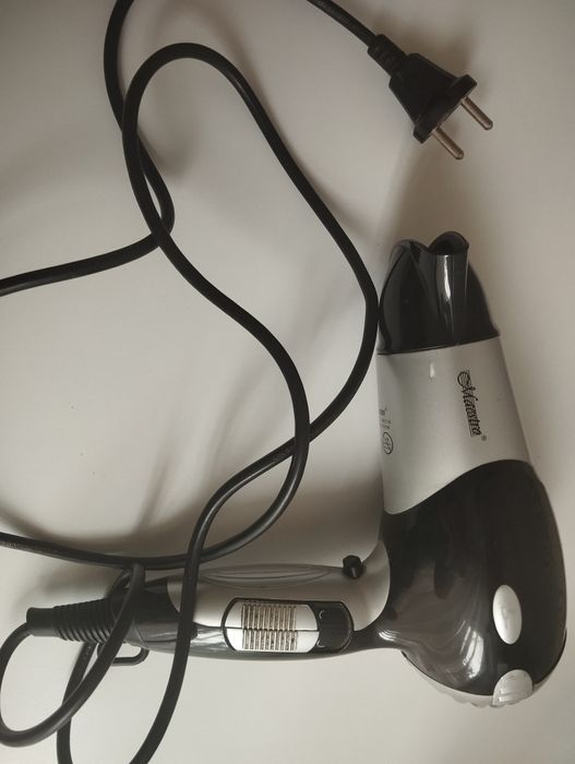 Продам фен Maestro