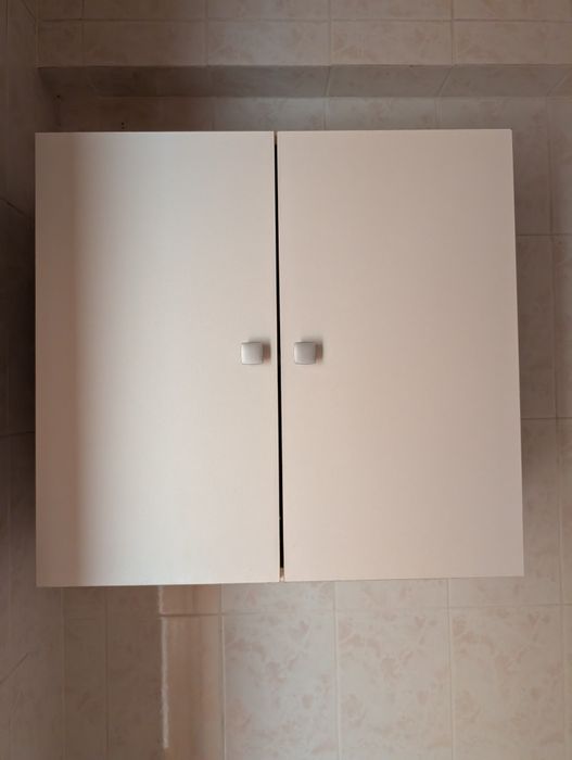 Armário branco WC suspenso