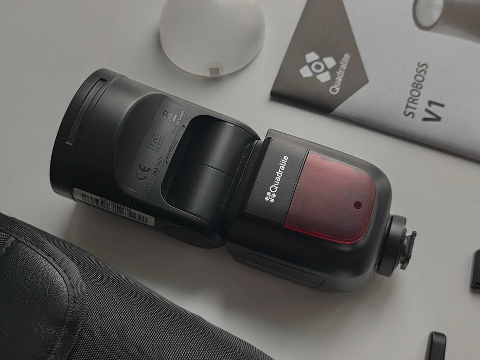 Lampa błyskowa Quadralite Stroboss V1 + kopuła -mocowanie Sony -KRAKÓW