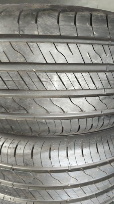 Pneus  235/55/17
