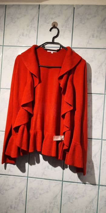 Sweter czerwony M
