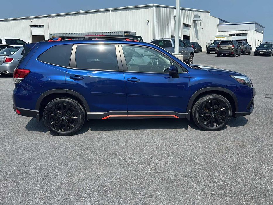 Subaru Forester      2022