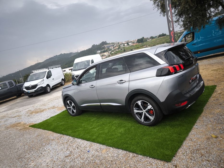 Peugeot 5008 Allure 1.5 BlueHdi