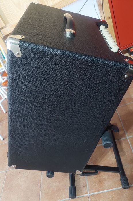 FENDER RUMBLE 500 V3 Amplificador Combo p  Baixo