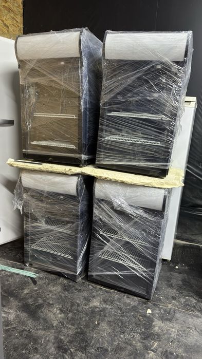 Холодильники, дводверні, однодверні, барні, вітрини