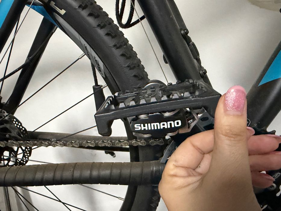 Bicicleta BTT como nova