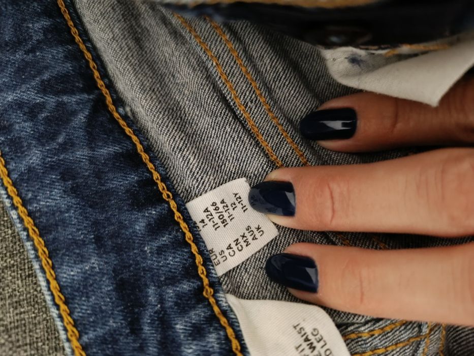 Джинси на підлітка