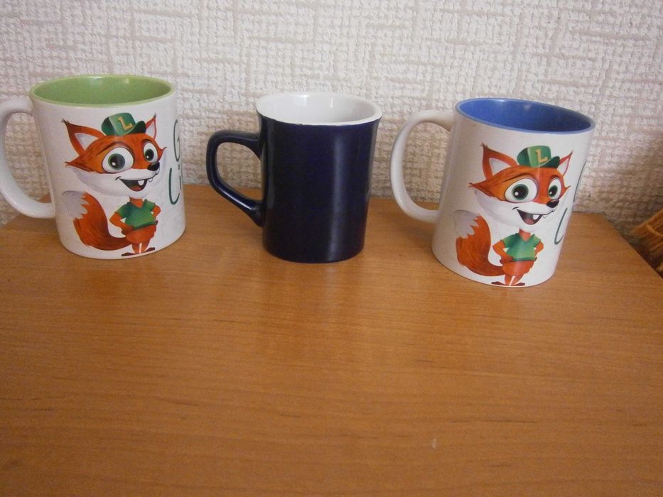 3 kubeczki     za 10 zł.