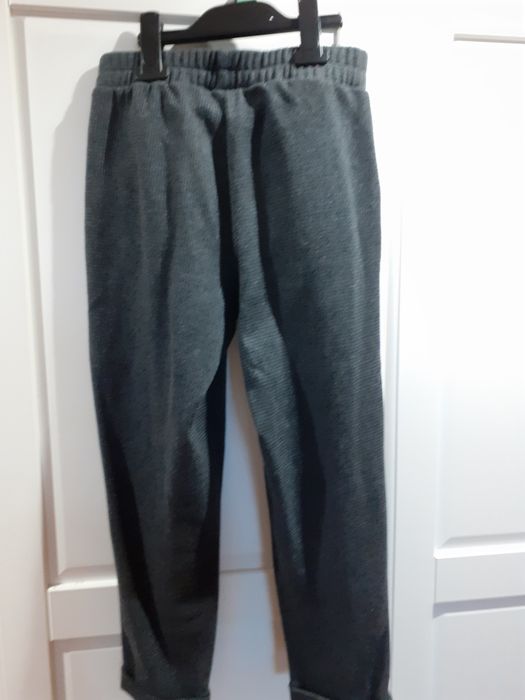 Spodnie 3/4 Resverd rozmiar 140