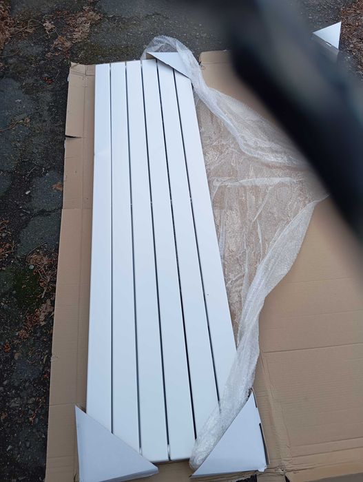 Grzejnik dekoracyjny uniwersalny