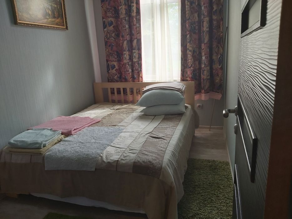 ВІЛЬНО з 25.02 Власник вул Річки. Двокімнатна квартира з кухнею, центр