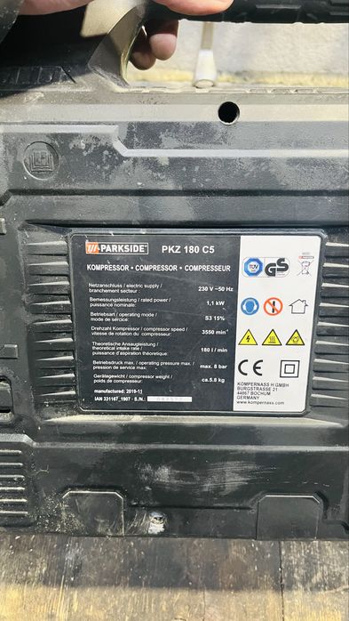Kompresor walizkowy PARKSIDE PKZ 180 C5- bardzo dobry stan.