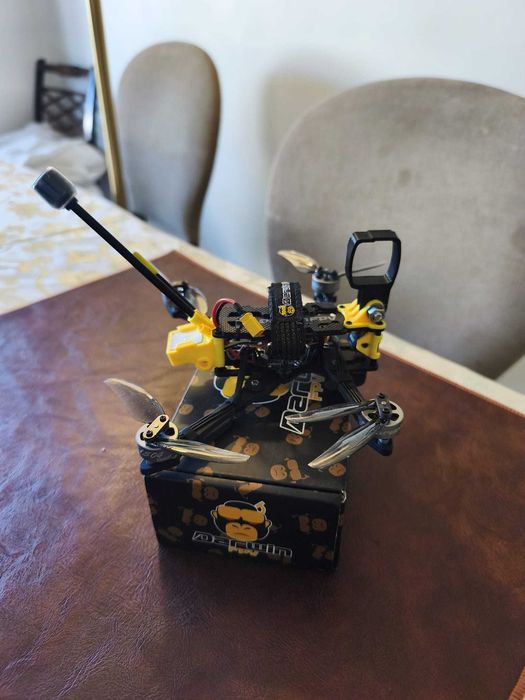 Drone FPV DarwinFPV FoldApe 4" Analógico BNF 3S (XT30) + Extra Camera Mount