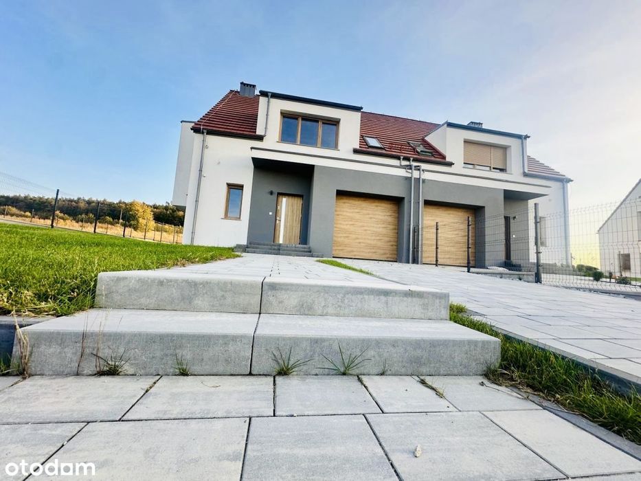 Nowy dom 122 m² z pompą ciepła i garażem – Sobótka