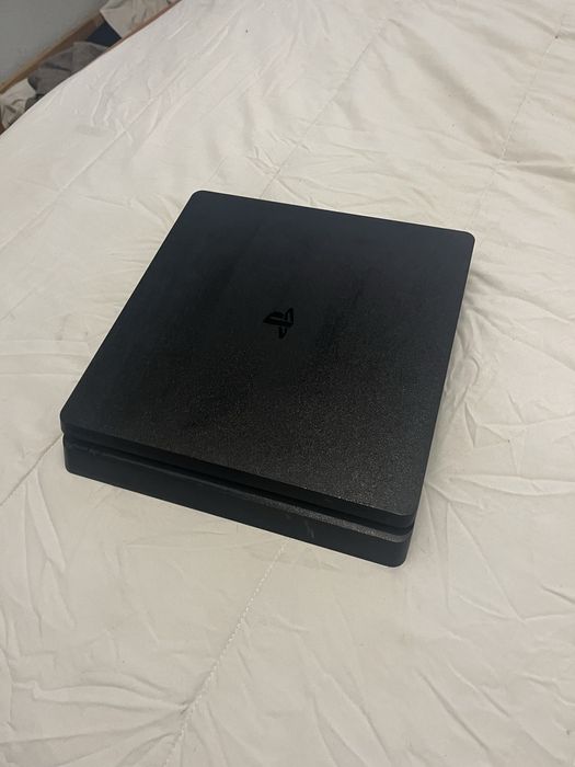 Playstation 4 ..