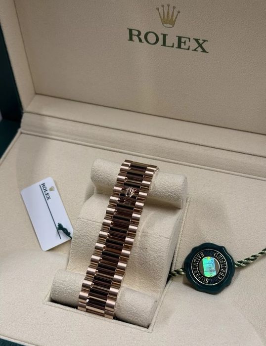 Rolex Day-Date 40mm Olive 228235