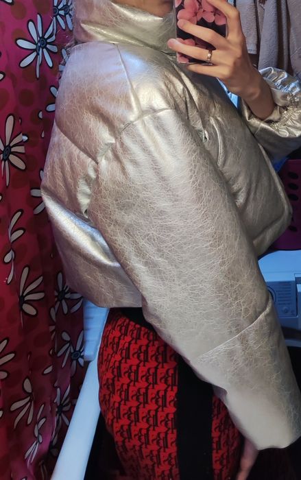 Срібляста куртка пуховик бомбер Pull&Bear, розмір L