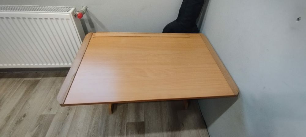 Продам стіл-парту