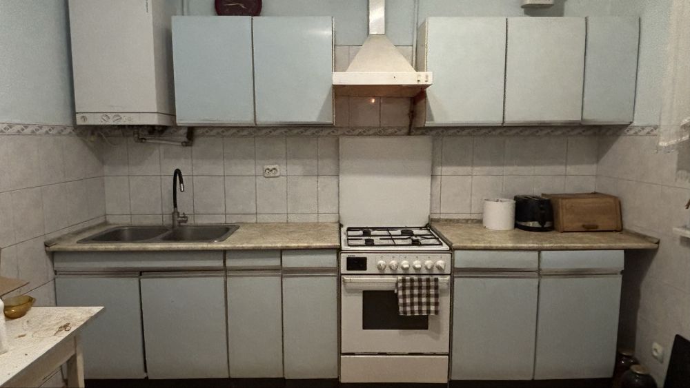 Кухня б/у в хорошому стані БЕЗКОШТОВНО