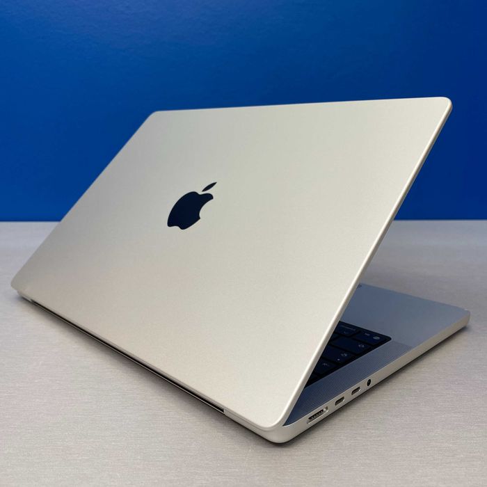 Apple MacBook Pro 14" | 2025 | M5 10-Cores | 16GB | 512GB