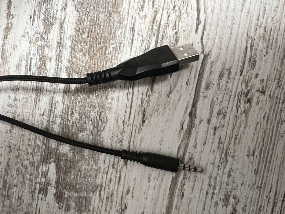 Продам наушники bloody g573p