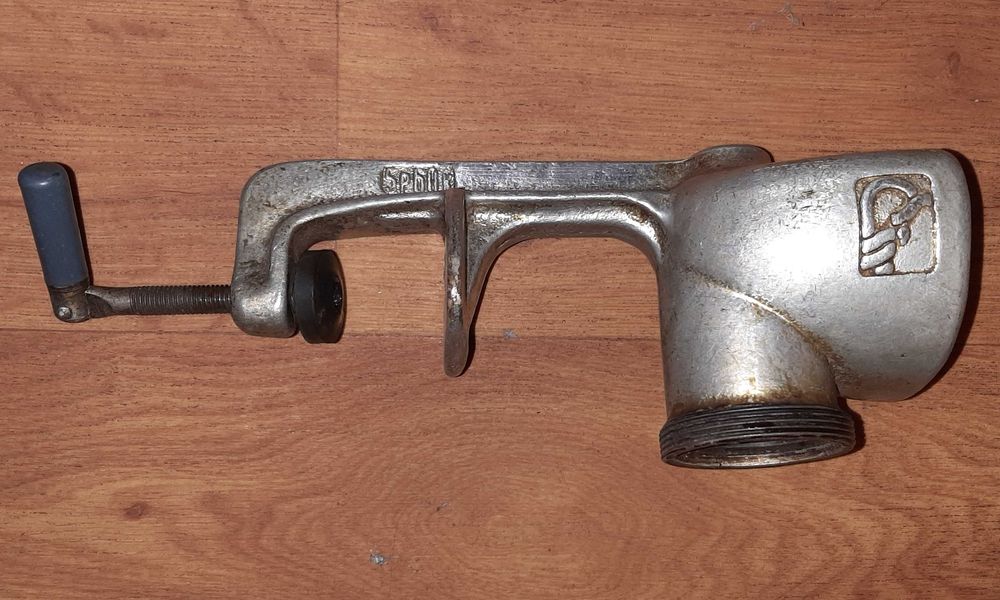 Детали для ручной советской мясорубки