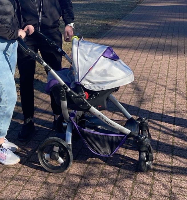 Sprzedam wozek 2w1