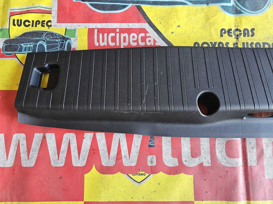 Tampa Fecho Mala Peugeot Rifter | 130600