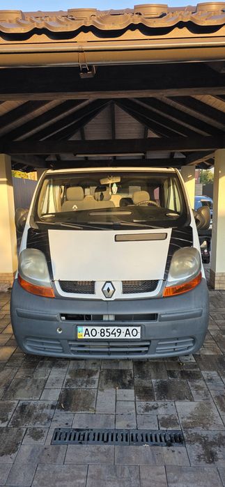 Renault trafic  груз-пасс