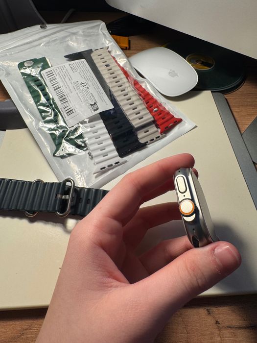 Apple Watch Ultra 49mm Titanium Cellular