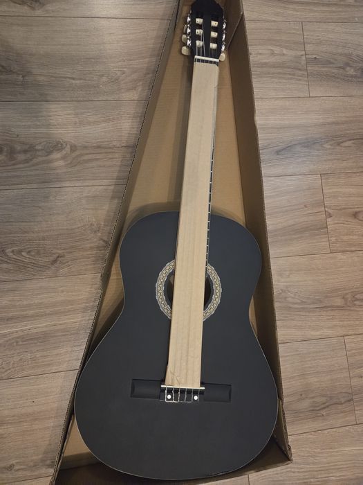 Gitara klasyczna sprzedam