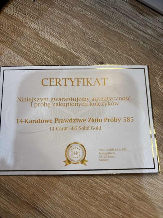 Złoty kolczyk na helixa 8mm