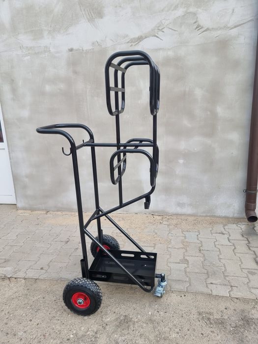 Stojak na uprząż konna, wózek do przewozu uprzęży konnej