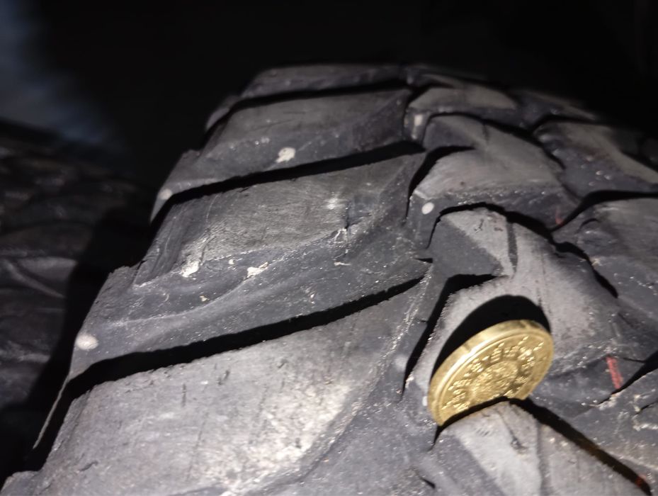 Pneus 235/85 R16 - Bridgestone Dueler MT