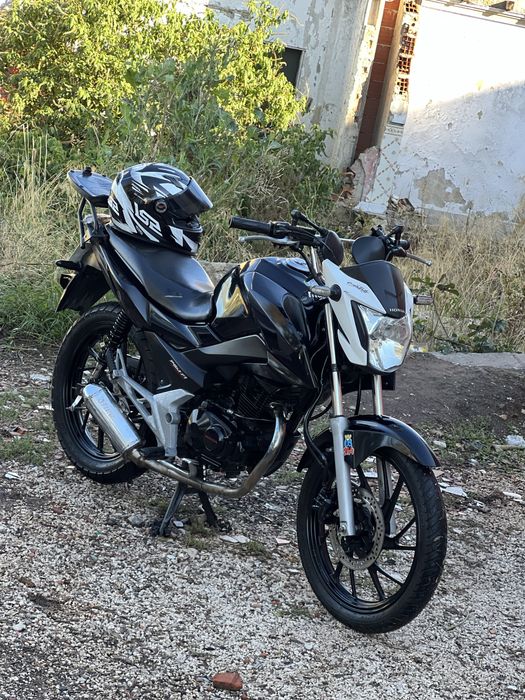 Cb125f Azul com extras