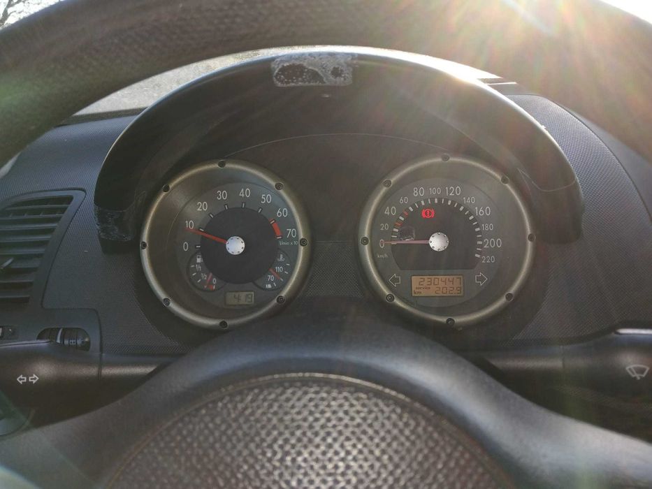 VW Polo 1.0 Gasolina – Económico – A andar