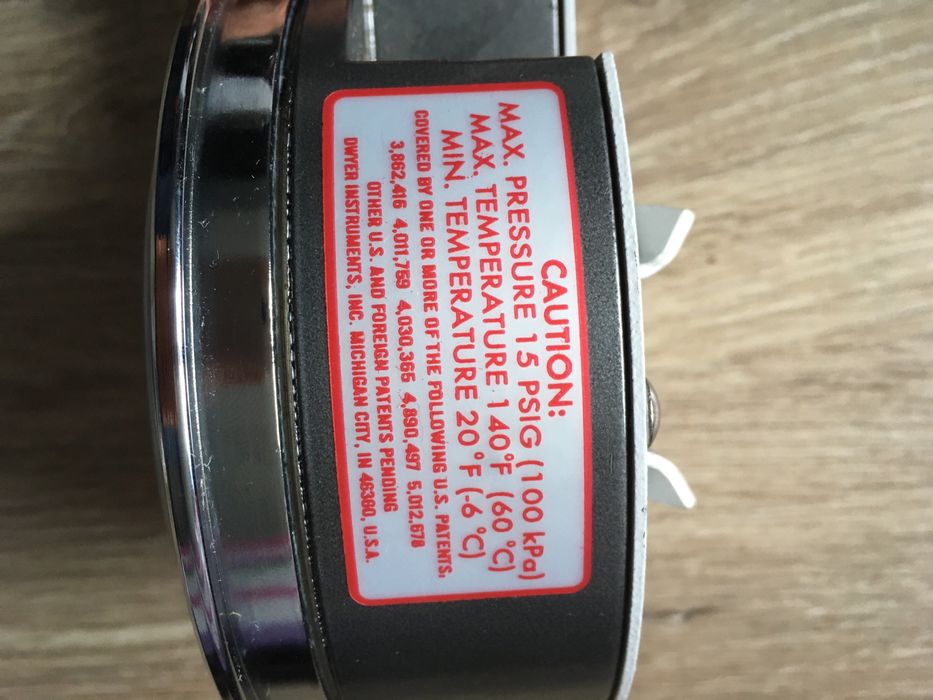 W13Q BB Magnehelic Dwyer manometr różnicy ciśnień