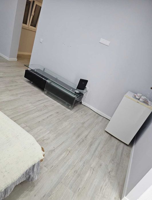 Arrendo quarto com casa de banho privada