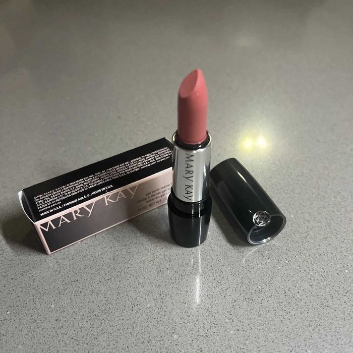 Szminka żelowa Mary Kay Mauve Moment