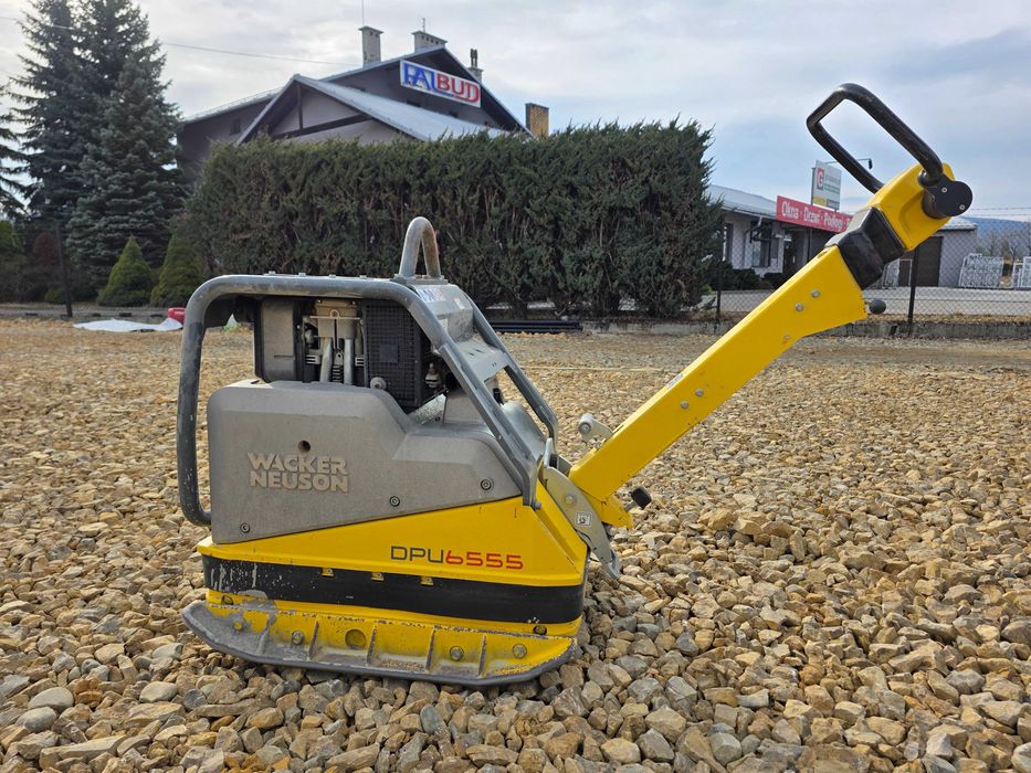 Wynajem koparek, wozideł, ładowarek, zagęszczarek.