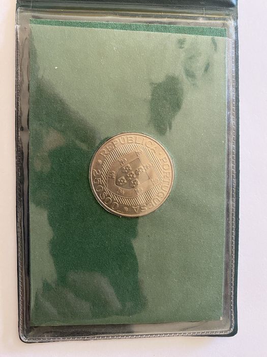 Várias moedas antigas