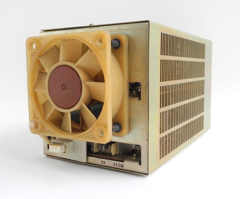 Для колекціонерів раритетний блок живлення комп'ютера ЕС 1841  1990