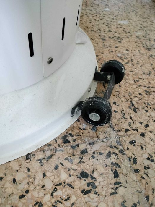 Aquecedor exterior a gás marca Enders (inclui garrafa de gás)