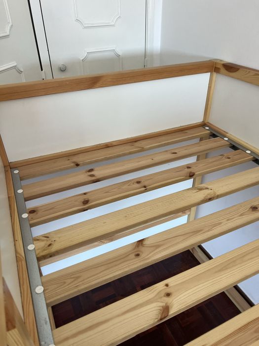 Cama Kura ikea sem colchao