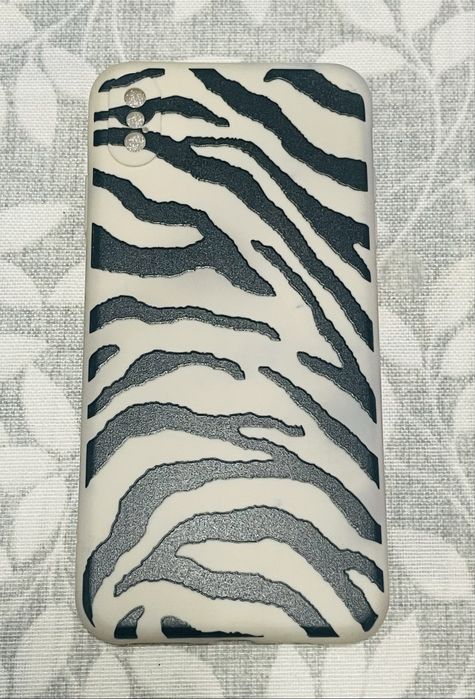 6 Cases + 5 Screen Protectors – iPhone XS Max64741176067969122